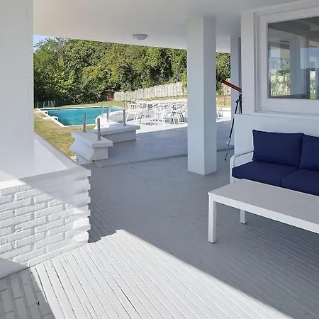 Вилла Basque Breath-villa Unica,vista Fantastica,piscina Хондаррибиа