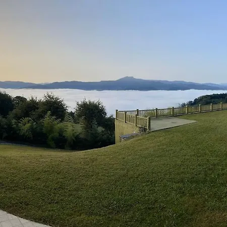别墅 Basque Breath-villa Unica,vista Fantastica,piscina 宏达瑞比亚