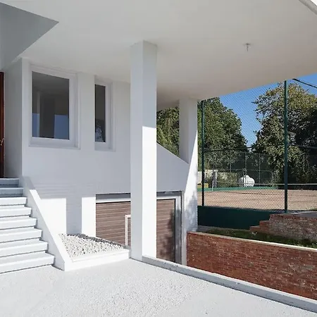 Basque Breath-villa Unica,vista Fantastica,piscina 别墅